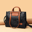 Bolsa de Mão com Alça de Ombro
