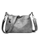 Bolsa Feminina Couro Charm